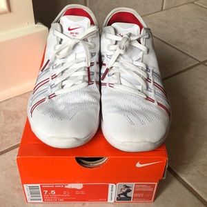 PRICE DROP⬇️⬇️⬇️‼️‼️ Nike Free TR 6